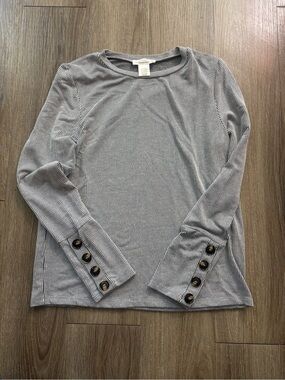 URBAN Romantics Striped Long Sleeve Crewneck with Button Cuffs - Black & White